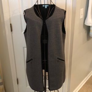 Gray/Black Cardigan Vest